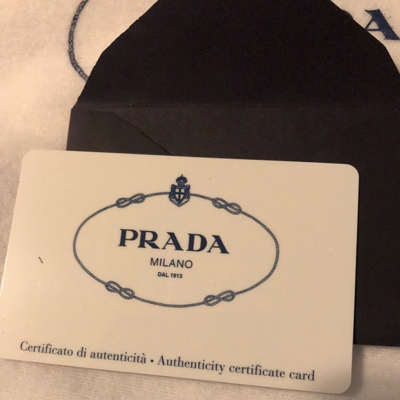 Prada handbag never used. New condition. - Picture 7 of 7